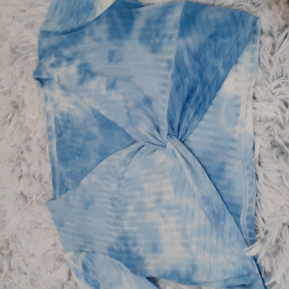 Crop top - Picture 4 of 4